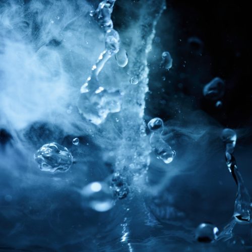 The,Process,Of,Boiling,Water,,A,Stream,Of,Water,Shooting